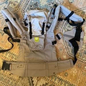 Lillebaby carrier. Great condition!